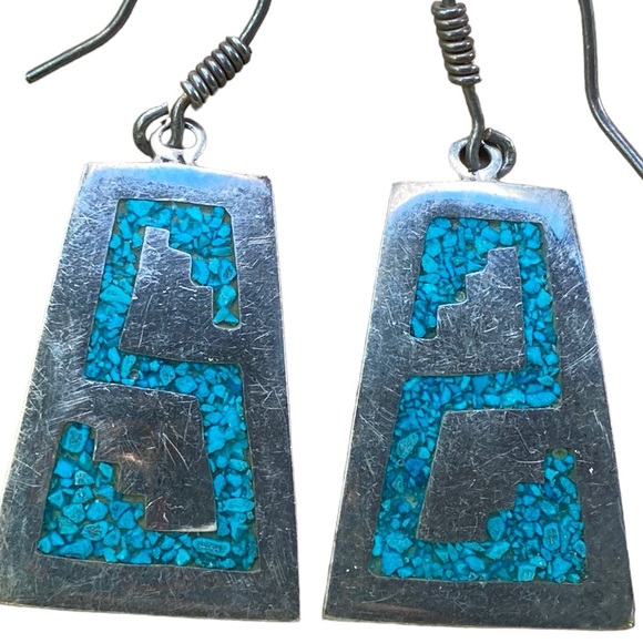 925 Mexico Silver Drop Earrings with Crushed Turquoise Inlay - Picture 2 of 4